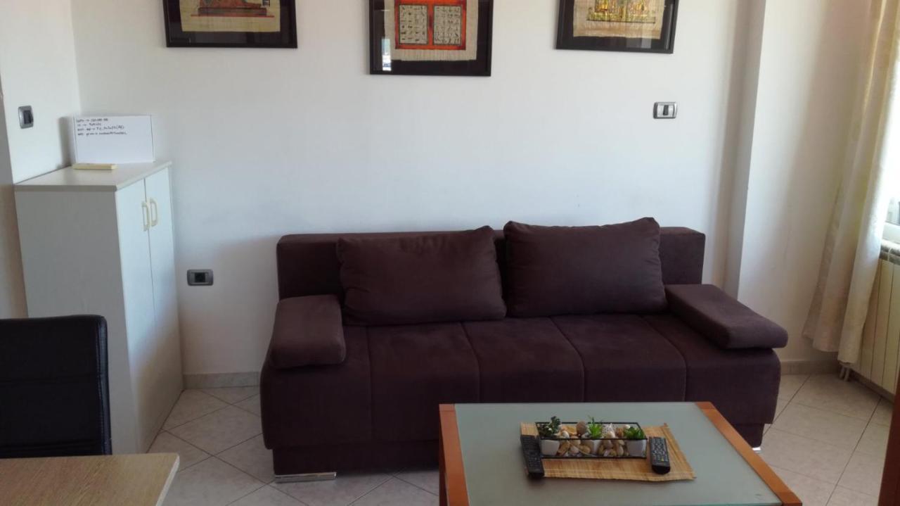 Apartma Vojkovo Копер Екстериор снимка