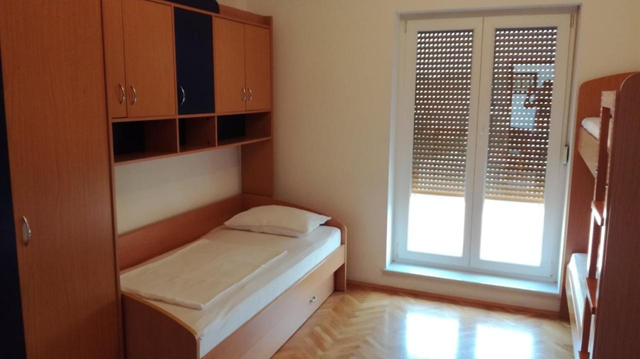 Apartma Vojkovo Копер Екстериор снимка