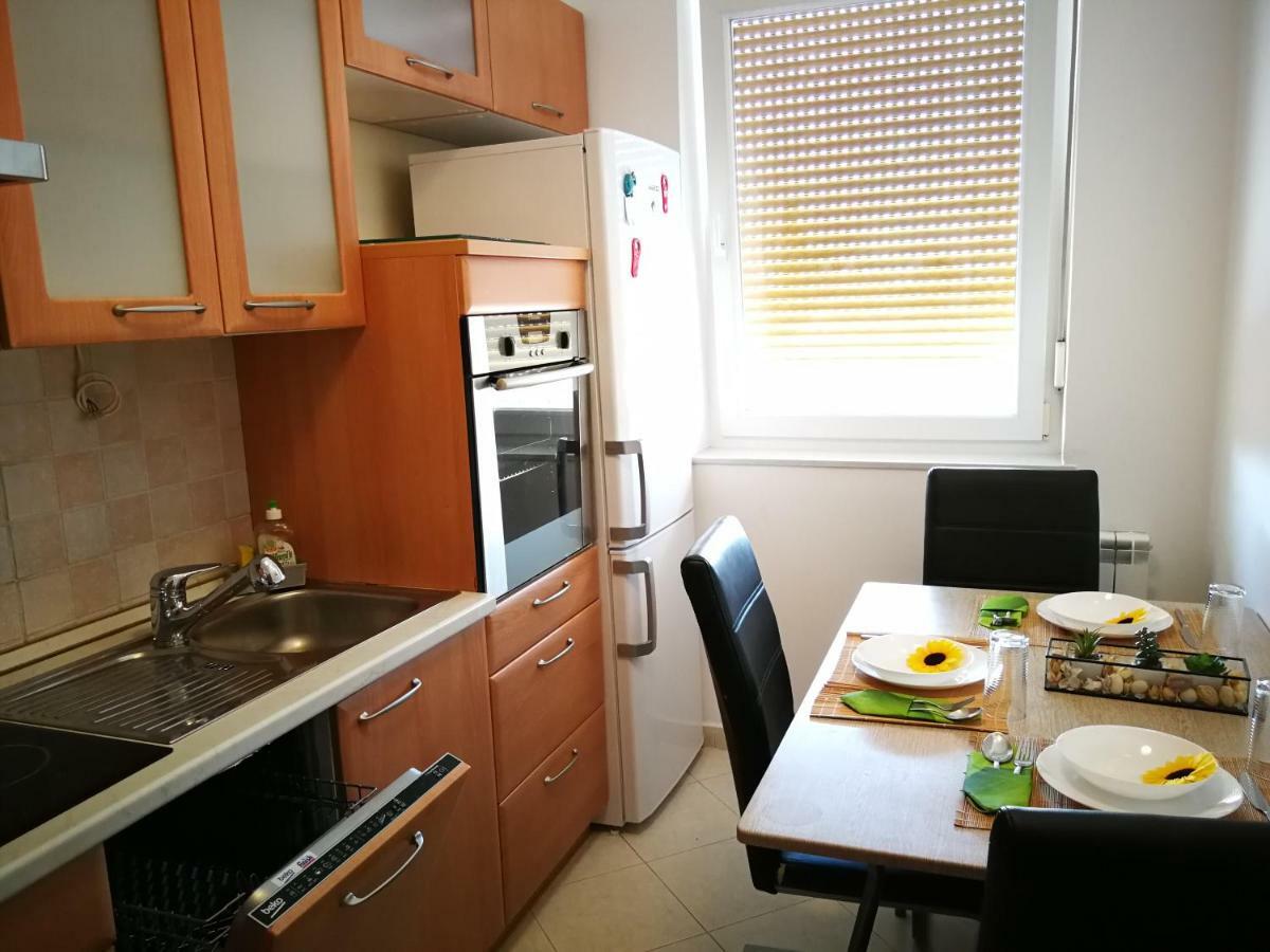 Apartma Vojkovo Копер Екстериор снимка